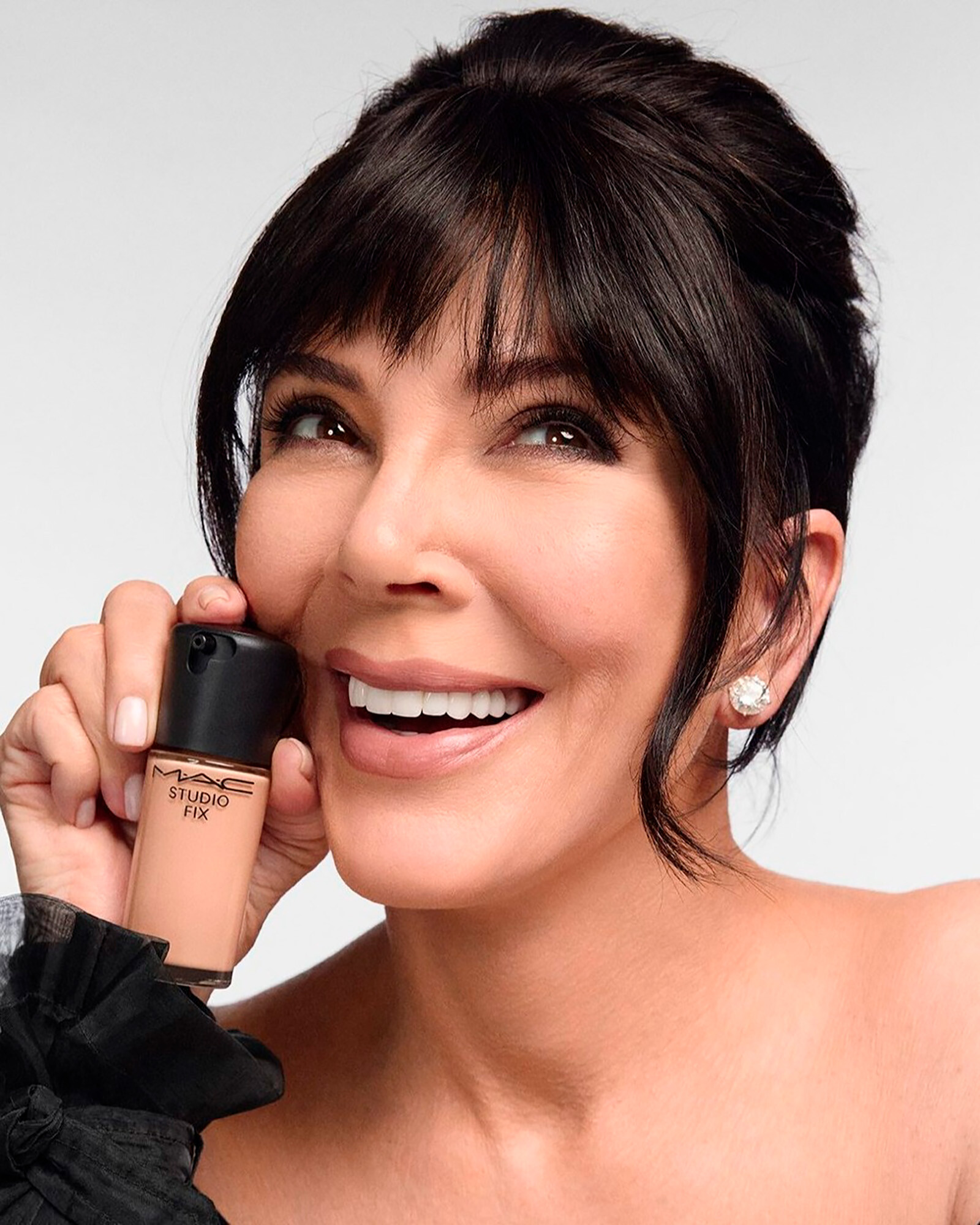 Крис Дженнер и Doja Cat стали лицами MAC Cosmetics