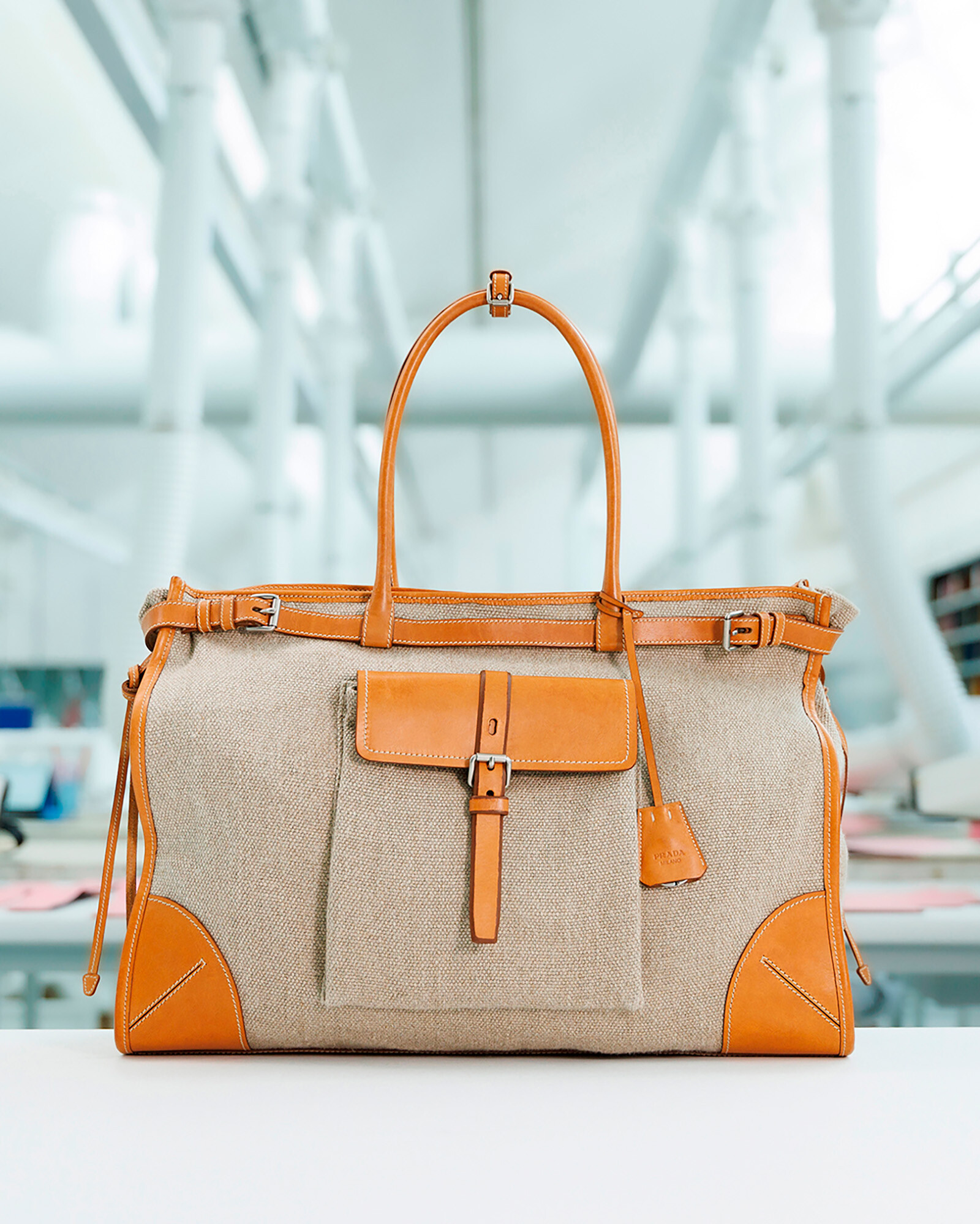 Prada представили новые версии сумки Bonnie