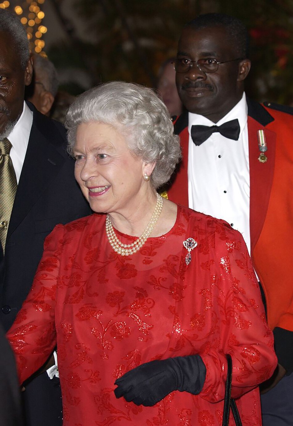 Королева Елизавета на Ямайке, 2002 год 