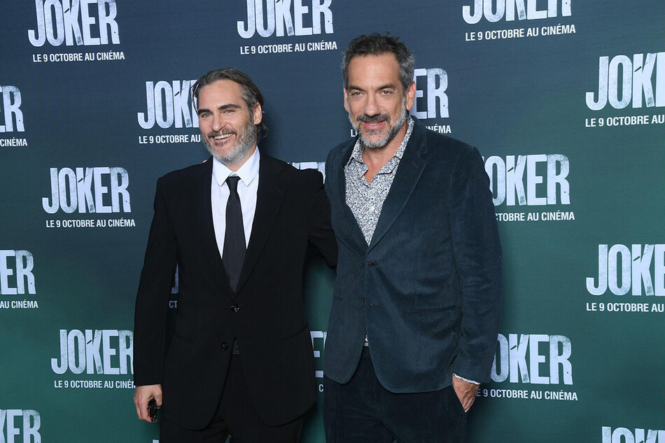 Хоакин Феникс и Тодд Филлипс посетили премьеру фильма &laquo;Джокер&raquo; в кинотеатре UGC Normandie son 23 сентября 2019 года в Париже, Франция