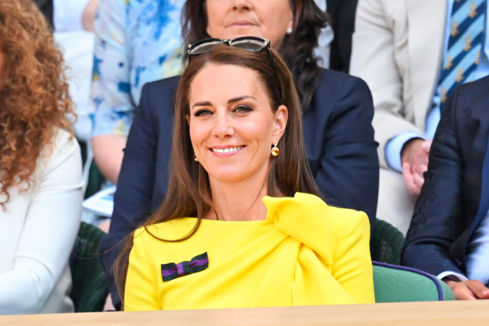 Кейт Миддлтон посетила женский финал Уимблдона в ярком жёлтом платье