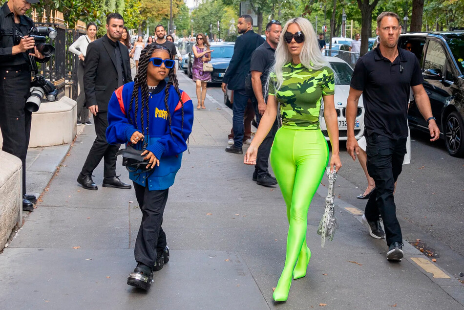 Ким Кардашьян с дочерью Норт на&nbsp;Неделе моды в Париже