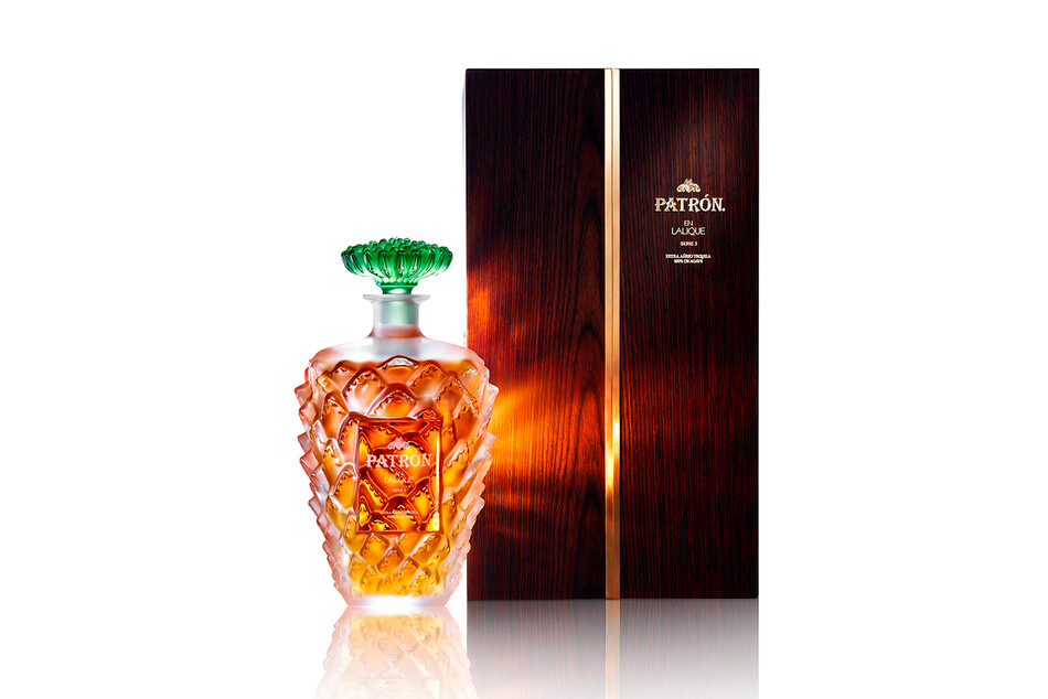 Patr&oacute;n Tequila анонсировала выпуск 3-й серии легендарного напитка, созданного совместно с Lalique