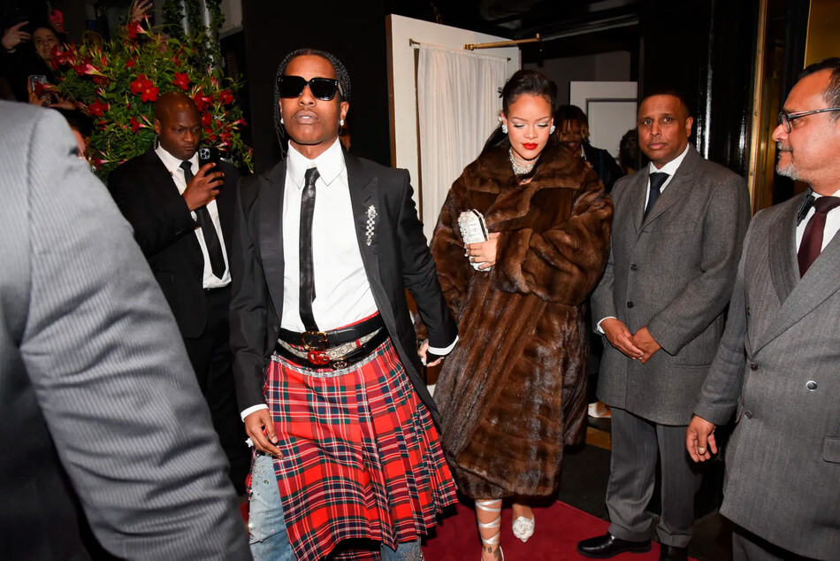 A$AP Rocky и Рианна&nbsp;на входе из отеля Carlyle