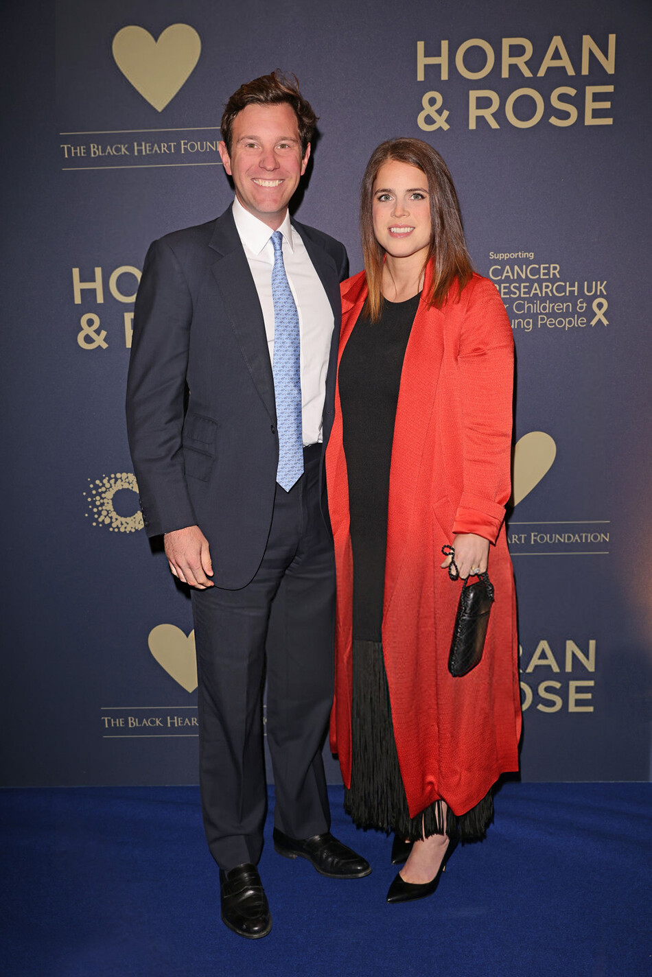 Джек Бруксбанк (слева) и принцесса Евгения посещают шоу Horan &amp; Rose для сбора денег для The Black Heart Foundation 3 сентября 2021 года в Уотфорде, Англия