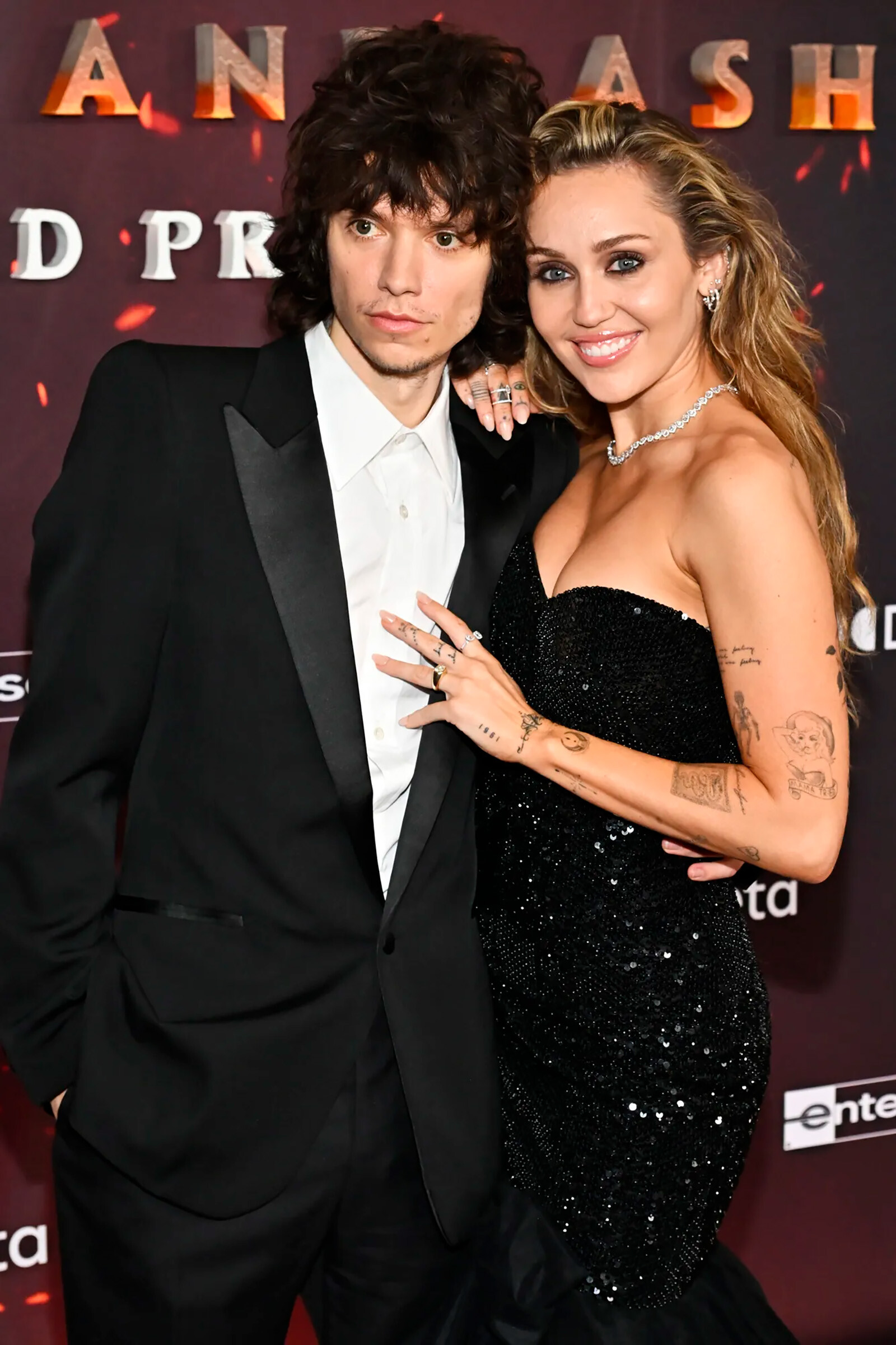 Лиам, завидуй: Майли Сайрус обручена с Максом Морандо