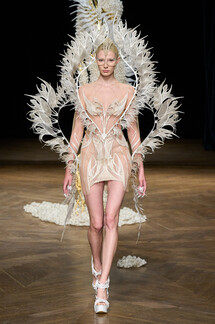 Iris van Herpen Couture осень-зима 2022/23