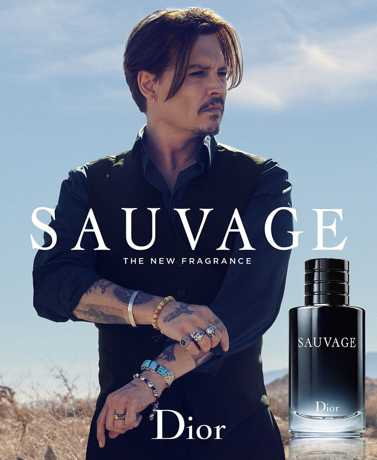 Джонни Депп стал лицом аромата Sauvage&nbsp; от парфюмерного&nbsp;французского бренда&nbsp;Dior в 2015 году