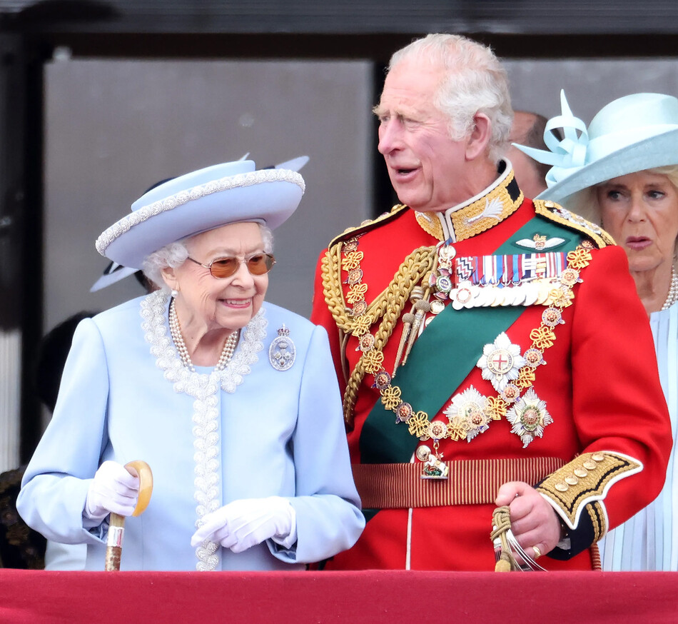 Теперь официально: королева Елизавета II назвала принца Чарльза своим преемником