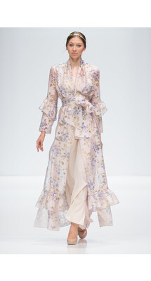 Kravets & Карина Сарсенова SPRING 2018 READY-TO-WEAR
