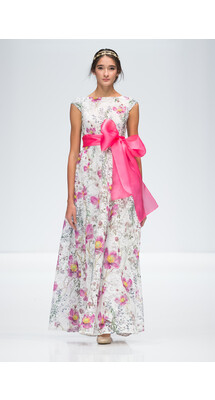 Kravets & Карина Сарсенова SPRING 2018 READY-TO-WEAR