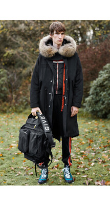 Givenchy Pre-fall 2018 коллекция Givenchy Pre-fall 2018 Mainsytyle Mainstyles