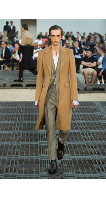 Alexander McQueen Spring 2019 Menswear / Александр Маккуин  Весна Лето 2019 Мужская Неделя Моды в Париже