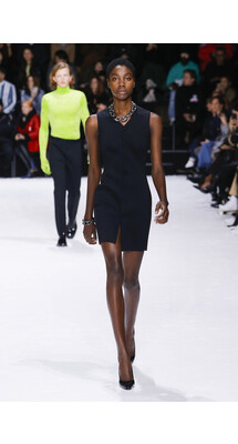 Balenciaga  Fall 2018 Ready-to-Wear , Баленсиага осень зима 2018 , Fashion show , неделя моды в Париже , PFW , Mainstyles