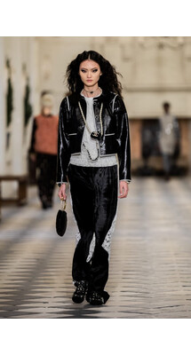 Chanel Métiers d’Art Pre-Fall 2021 Collection / Коллекция Chanel осень 2021