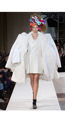 Comme des Garçons SPRING/SUMMER 2018 READY-TO-WEAR Comme des Garcons весна-лето 2018