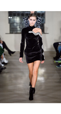 David Koma Fall 2019 Ready-to-Wear / Burberry осень 2019 / Неделя моды: Лондон