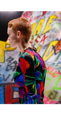 Details Balenciaga Fall 2018 Ready-to-Wear , Детали коллекции Баленсиага осень зима 2018 , Fashion show , неделя моды в Париже , PFW , Paris Fashion Week , Mainstyles