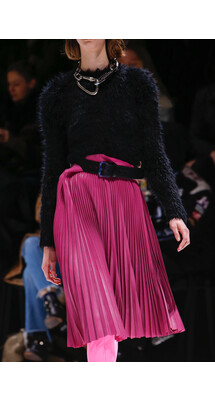 Details Balenciaga Fall 2018 Ready-to-Wear , Детали коллекции Баленсиага осень зима 2018 , Fashion show , неделя моды в Париже , PFW , Paris Fashion Week , Mainstyles