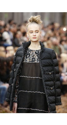 Details Chanel Fall 2018 Ready-to-Wear , Шанель осень зима 2018 , Fashion show , неделя моды в Париже , FW , PFW , Mainstyles