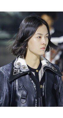 Details Louis Vuitton Fall 2018 Ready-to-Wear , Луи Витон осень зима 2018 , LV , LVMH ,Fashion show , неделя моды в Париже , FW , PFW , Mainstyles