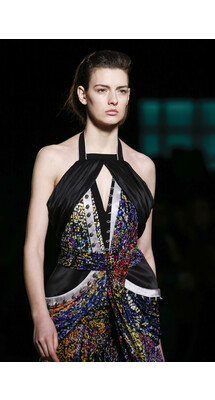 Details collections Mary Katrantzou Fall 2018 Ready-to-Wear , Детали коллекции Мэри Катранзу осень зима 2018 , Fashion show , неделя моды в Лондане , LFW , Mainstyles