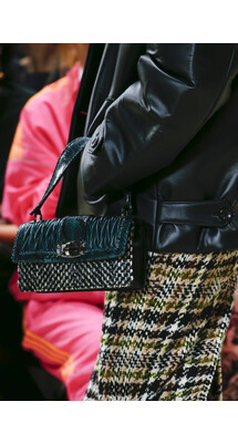 Details Miu Miu Fall 2018 Ready-to-Wear , Миу Миу осень зима 2018 , Fashion show , неделя моды в Париже , FW ,PFW , Mainstyles