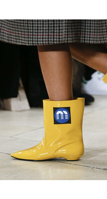 Details Miu Miu Fall 2018 Ready-to-Wear , Миу Миу осень зима 2018 , Fashion show , неделя моды в Париже , FW ,PFW , Mainstyles