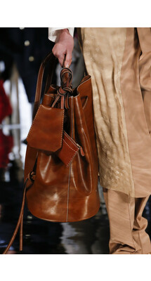 Details Stella McCartney Fall 2018 Ready-to-Wear , Стелла Маккартниосень зима 2018 , Fashion show , неделя моды в Париже , FW , PFW , Mainstyles