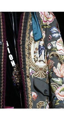 Details Dolce and Gabbana Fall 2018 Ready-to-Wear , Детали Дольче и Габбана осень зима 2018 , Fashion show , неделя моды в Милане , MFW , Mainstyles
