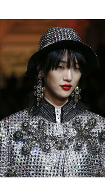 Details Dolce and Gabbana Fall 2018 Ready-to-Wear , Детали Дольче и Габбана осень зима 2018 , Fashion show , неделя моды в Милане , MFW , Mainstyles