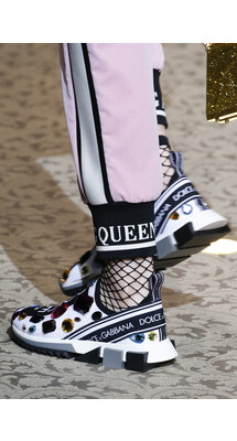 Details Dolce and Gabbana Fall 2018 Ready-to-Wear , Детали Дольче и Габбана осень зима 2018 , Fashion show , неделя моды в Милане , MFW , Mainstyles