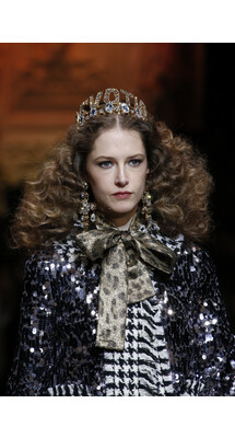 Details Dolce and Gabbana Fall 2018 Ready-to-Wear , Детали Дольче и Габбана осень зима 2018 , Fashion show , неделя моды в Милане , MFW , Mainstyles