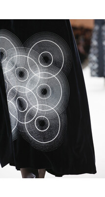 Details Fendi Fall 2018 Ready-to-Wear , Детали показа Фенди осень зима 2018 , Fashion show , неделя моды в Милане , MFW , Mainstyles