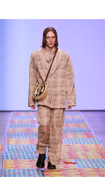 Roma Uvarov Design Fall 2019 Ready-to-Wear / Roma Uvarov Design осень-зима 2019 / Неделя моды: Москва