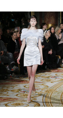 Valentin Yudashkin Fall 2018 Ready-to-Wear , Валентин Юдашкин осень зима 2018 , Fashion show , неделя моды в Париже , PFW , Mainstyles