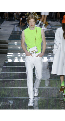 Versace Spring 2019 Menswear /Версаче Весна Лето 2019 Мужская Неделя Моды в Милане