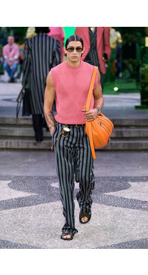 Versace Menswear Spring 2023 / Versace мужская коллекция весна-лето 2023