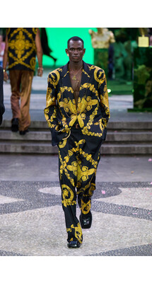 Versace Menswear Spring 2023 / Versace мужская коллекция весна-лето 2023