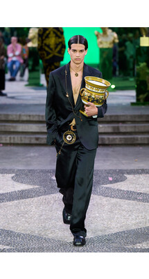 Versace Menswear Spring 2023 / Versace мужская коллекция весна-лето 2023