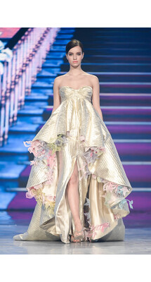 Валентин Юдашкин Высокая мода весна-лето 2018«Русский театр» 8 марта Valentin Yudashkin Haute Couture Spring 2018 Mainstyle Mainstyles