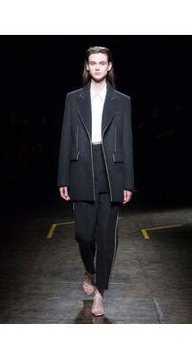 Boss Fall 2018 Ready-to-Wear Босс осень зима 2018 коллекция неделя моды в Нью Йорке Mainstyles