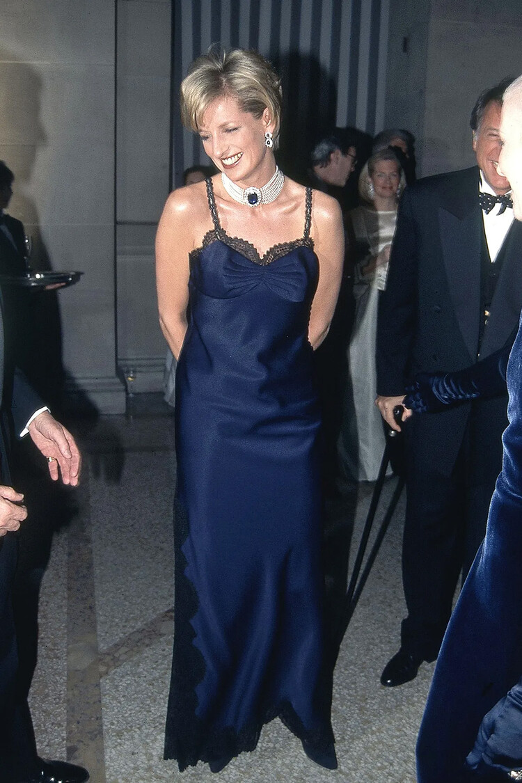 Принцесса Диана в Dior на Met Gala в 1995 году