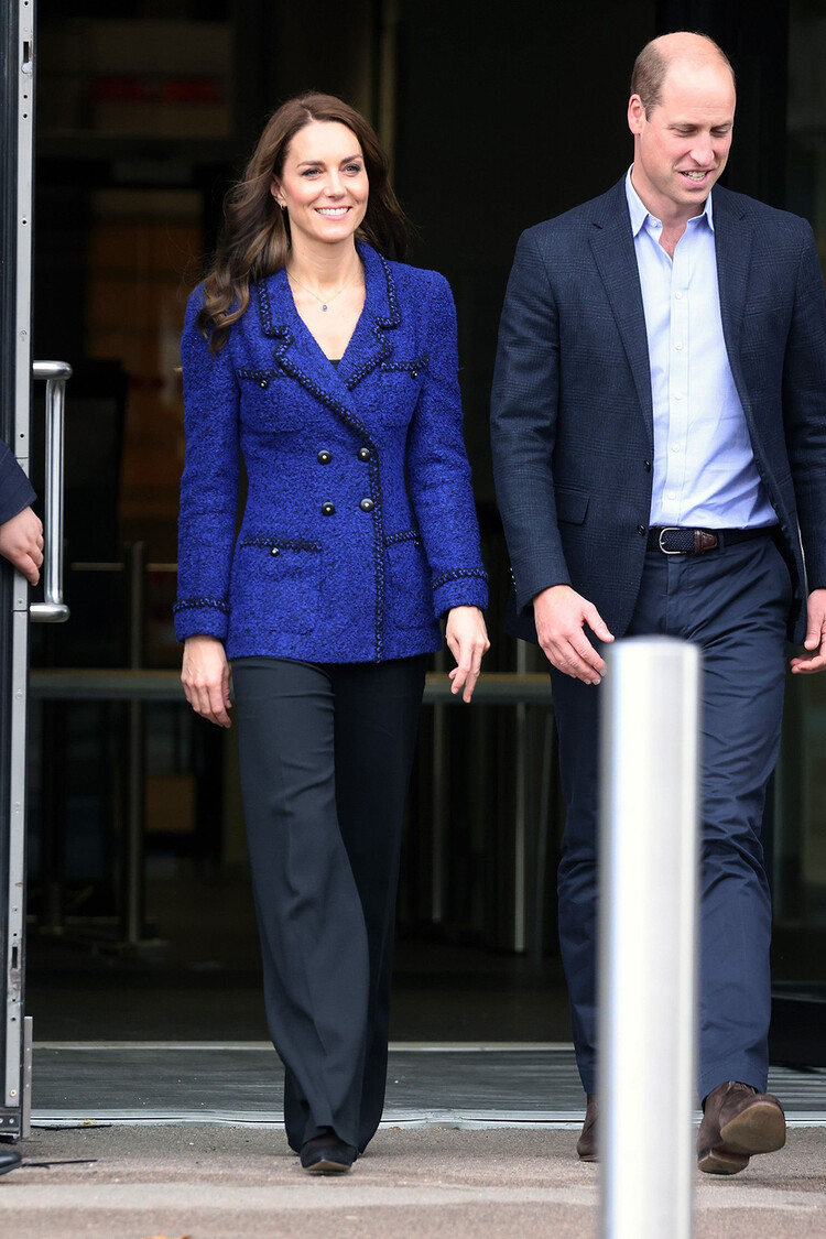 Кэтрин, принцесса Уэльская и Уильям, принц Уэльский покидают арену Copper Box Arena 13 октября 2022 года в Лондоне, Англия