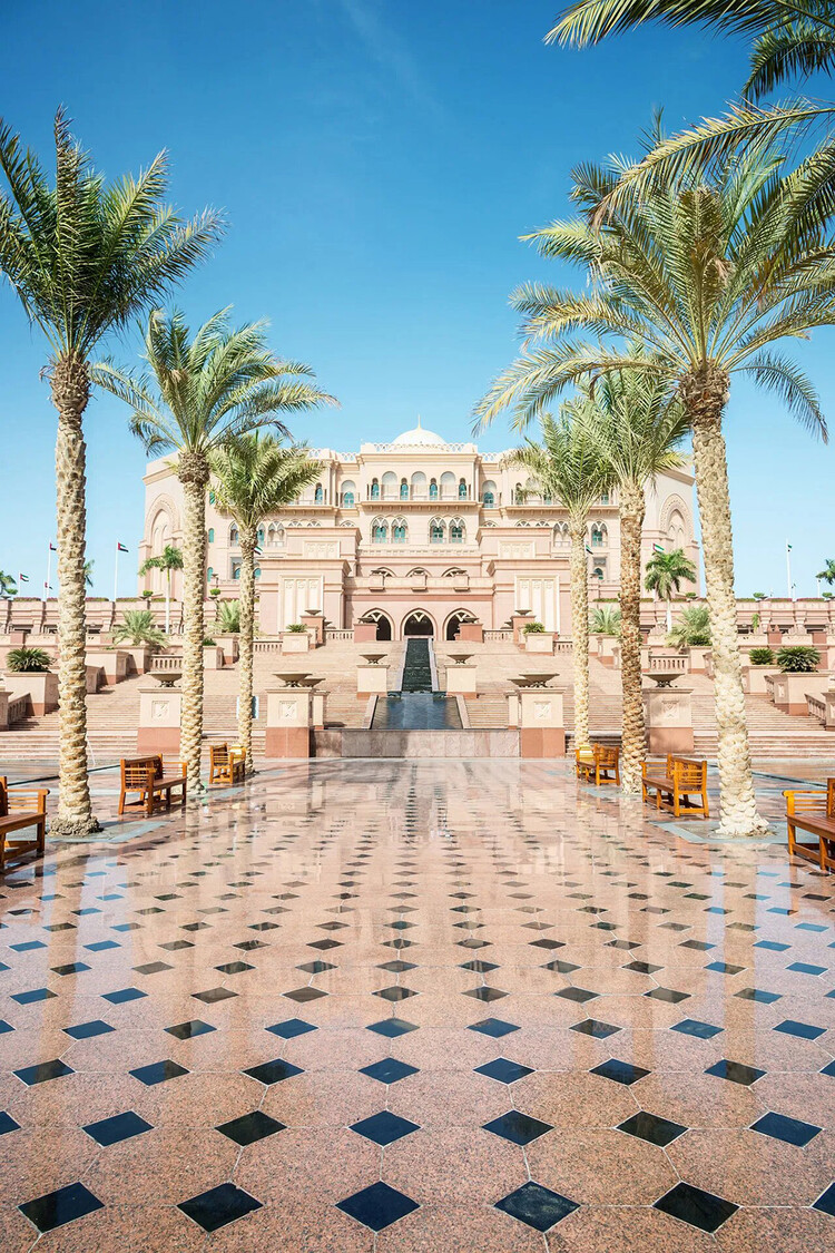 Дворец Эмиратов В Абу-Даби