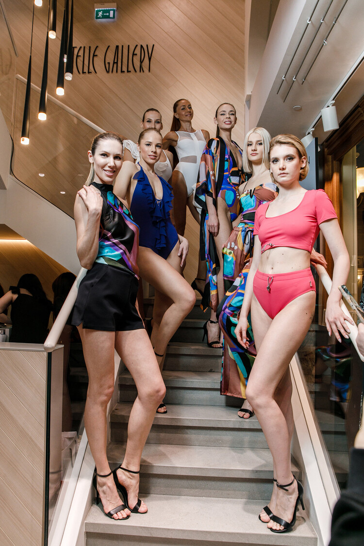 В ГУМе открылся корнер канадского бренда купальников и пляжной одежды SHAN  - MainStyles.ru