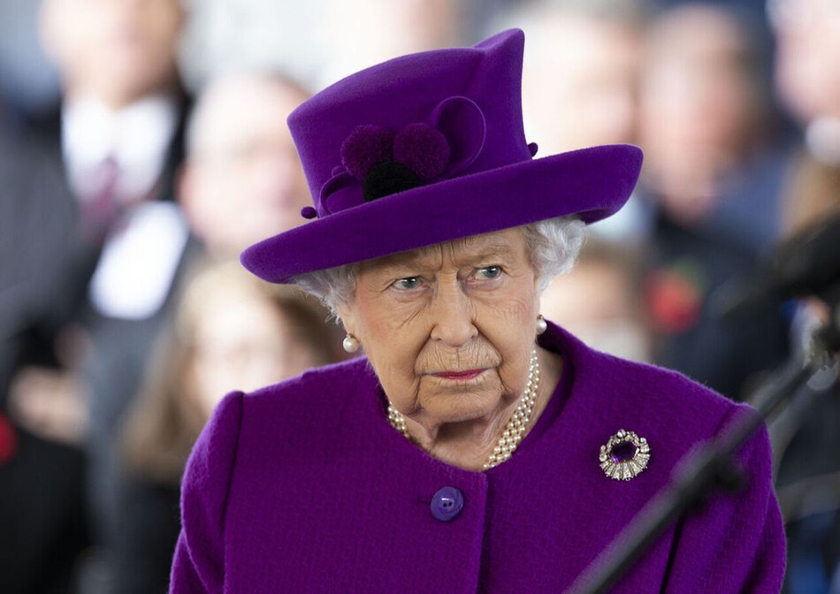 Мемуары принца Гарри могут испортить празднование Платинового юбилея королевы 