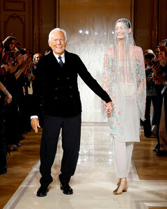 Стало известно, кто снимет документальный фильм о Джорджо Армани