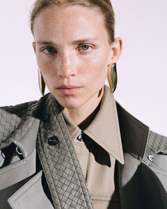 Каким вышел дебют Луиз Троттер в Bottega Veneta?