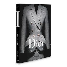Книга о Кристиане Диоре появилась в открытом доступе